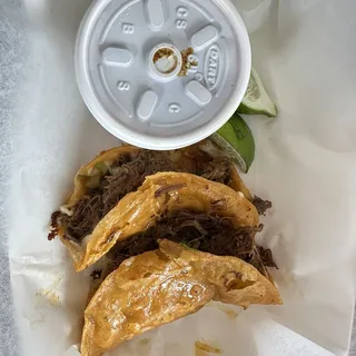 Consom con Birria