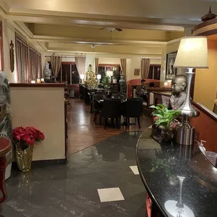 Left seating area