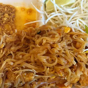 Pad Thai - Yum