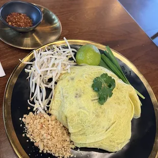 Beef Pad Thai with Egg