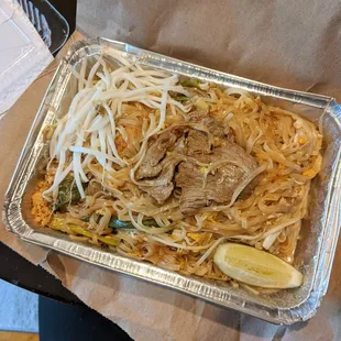 Beef pad Thai.