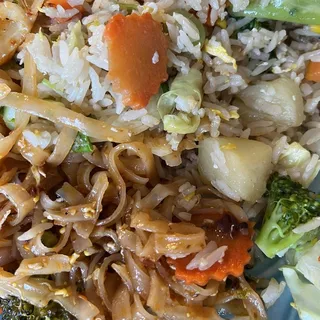 103. Pineapple Fried Rice