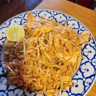 Great tasting chicken pad thai