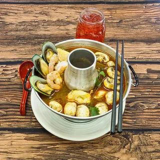 Tom Yum Seafood