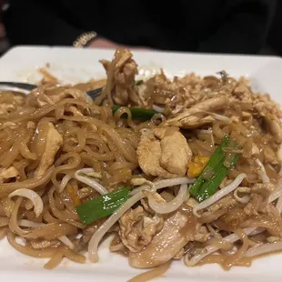 Pad Thai with chicken
