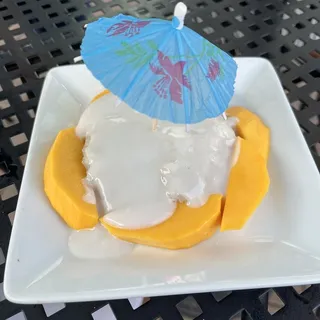 D1. Sweet Sticky Rice With Mango