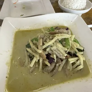 Duck green curry