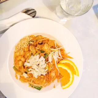 Seafood Pad Thai