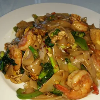 Pad Sea Eaw