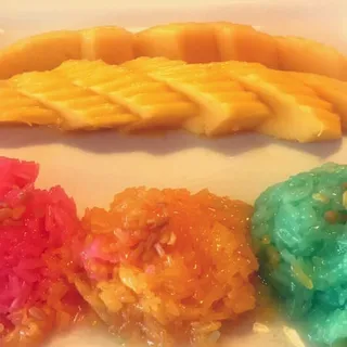 Sweet Sticky Rice with Mango