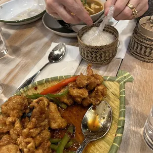 Crispy Basil Chicken