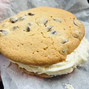 Chocolate Chip Sandwich cookie