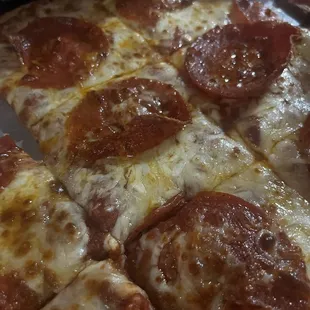 Pepperoni pizza
