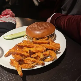 Gouda Burger and the amazing Sweet Potato Fries