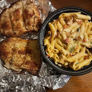 Cajun Chicken Penne and Garlic Bread