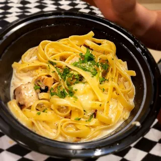 Chicken Fettuccine Alfredo