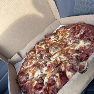 Large pep sausage xcheese Yummmm!