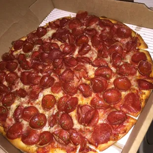 Medium pepperoni
