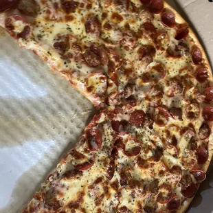 Large sausage and pepperoni, extra cheese