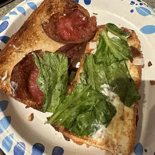 9/30/2023 Gluten free Italian sub, add tomato