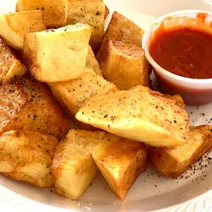 Patatas bravas