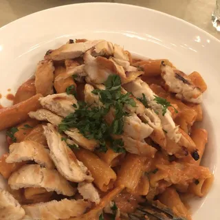 Rigatoni a la Vodka Pasta Dish