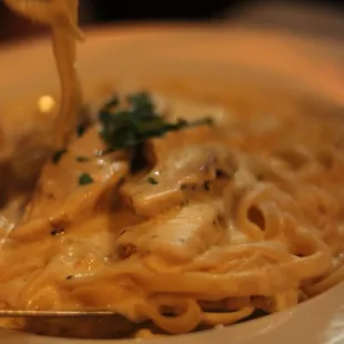Fettuccine Alfredo with chicken