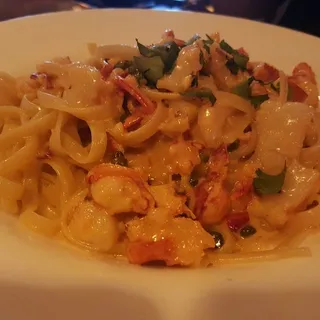 Fettuccine Alfredo