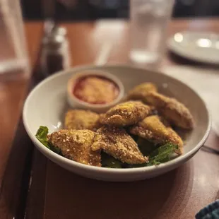fried chicken, fried chicken wings, chicken wings and fried chicken, food, chicken, bbq chicken, chicken wings, bbq wings, poultry