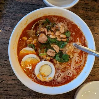 Moh Hinga
