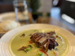 3 Seasons Thai Bistro