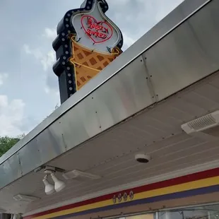 Cone sign on the roof.