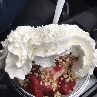 Strawberry Shortcake Sundae
