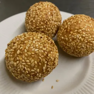 Sesame seed balls