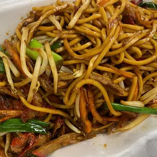 Roast Pork Lo Mein