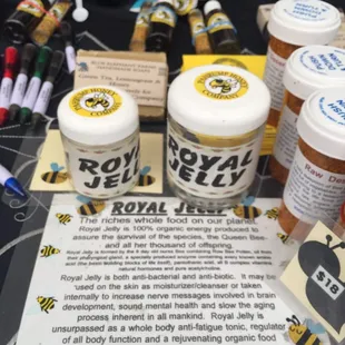 Royal Jelly good for Anti-aging / Brain function / Fertility &amp; many, many more! See next pic.