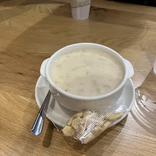 New England Clam Chowder Dinner