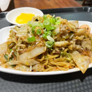 Bokkeummyeon (Stir-fried Noodles)