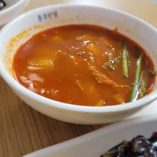 A small bowl of Jjampong Soup, comes with the rice plate dish.