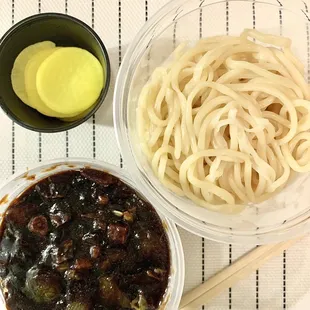 Jajangmyeon Noodle (with Black soybean sauce)