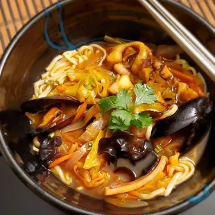 Jjamppong  ~ Korean Spicy Seafood Noodle Soup -  Not too spicy;  hearty n tasty.  Take out