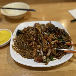 Jaengban-Jjajang / Stir-Fried Blackbean Sauce Noodle with Seafood and Veggies