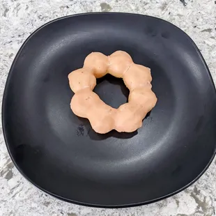 Paina Café 07-16-21: Guava Mochi Donut