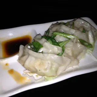 SM TRAY VEGETARIAN GYOZA