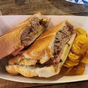 Cuban sandwich