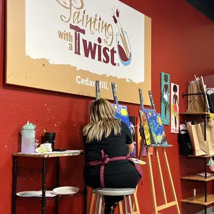 Ya-Ya is a brilliant art instructor!