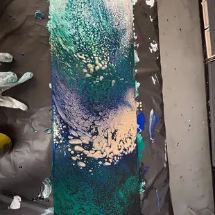 This is mine, I chose a dark blue, dark green, gold, black and white