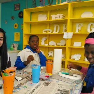 Paint and Party where friends meet to create fun and memorable moments in their lives.