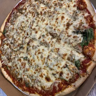 Make your own pizza, sausage and spinach  12" Medium Pizza