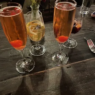 drink, oysters and mussels